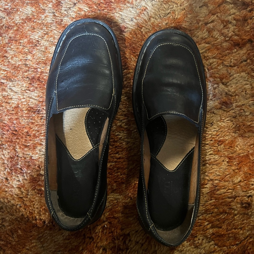 Born loafers size 6 1/2